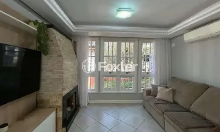 Casa em condomínio fechado com 3 quartos à venda na Rua Sepé Tiaraju, 1500, Medianeira, Porto Alegre, 140 m2 por R$ 475.000