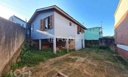 Casa com 3 quartos à venda na Rua Visconde de Araguaia, 227, Santo Afonso, Novo Hamburgo, 150 m2 por R$ 240.000