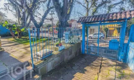 Casa com 3 quartos à venda na Rua Júlio Lopes dos Santos Sobrinho, 118, Santa Tereza, Porto Alegre, 165 m2 por R$ 430.000