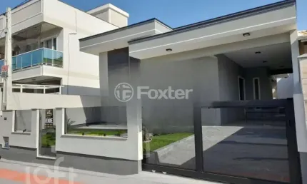 Casa com 3 quartos à venda na Rua das Pitangueiras, 89, Madri, Palhoça, 102 m2 por R$ 765.000