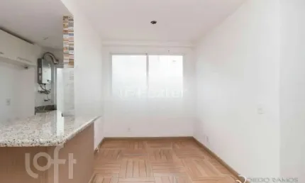 Apartamento com 2 quartos à venda na rua coronel massot, 1229, cristal, porto alegre, 46 m2 por r$ 275.000