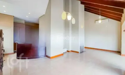 Cobertura com 3 quartos à venda na Rua Cônego Viana, 65, Rio Branco, Porto Alegre, 242 m2 por R$ 1.800.000