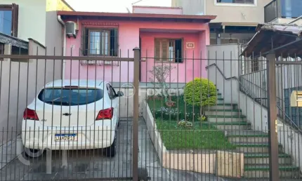 Casa com 2 quartos à venda na Rua Tenente Isolino Segobia, 58, Vila Nova, Porto Alegre, 81 m2 por R$ 350.000