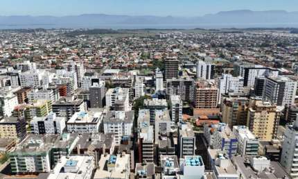 Apartamento com 2 quartos à venda na Rua José Milton Lopes, 1063, Zona Nova, Capão da Canoa, 71 m2 por R$ 780.000
