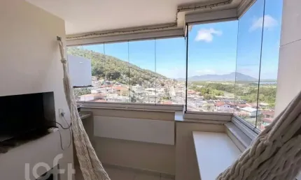 Apartamento com 2 quartos à venda na Avenida Governador Jorge Lacerda, 1835, Costeira do Pirajubaé, Florianópolis, 56 m2 por R$ 600.000