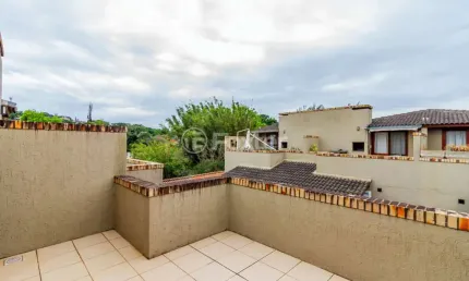 Casa em condomínio fechado com 2 quartos à venda na Avenida Guarujá, 126, Guarujá, Porto Alegre, 102 m2 por R$ 330.000
