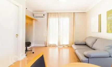 Apartamento com 1 quarto à venda na rua miguel tostes, 30, rio branco, porto alegre, 37 m2 por r$ 330.000