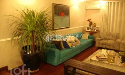 Casa com 3 quartos à venda na Avenida Senador Daniel Krieger, 265, Jardim Itu Sabará, Porto Alegre, 276 m2 por R$ 1.950.000