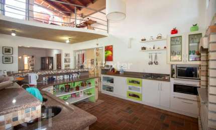 Casa com 4 quartos à venda na Rua Itapecirica, 120, Itacorubi, Florianópolis, 248 m2 por R$ 2.690.000