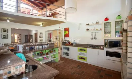 Casa com 4 quartos à venda na Rua Itapecirica, 120, Itacorubi, Florianópolis, 248 m2 por R$ 2.690.000