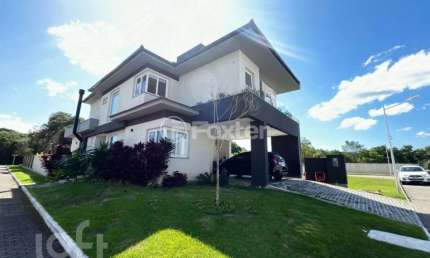Casa em condomínio fechado com 4 quartos à venda na Rua Camarinhas, 331, Campeche, Florianópolis, 251 m2 por R$ 3.290.000
