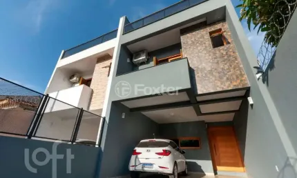 Casa com 3 quartos à venda na Rua Dário Cardoso, 138, Espírito Santo, Porto Alegre, 201 m2 por R$ 799.000