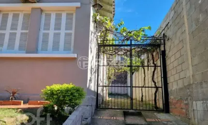 Casa com 3 quartos à venda na Rua Caracas, 104, Jardim Lindóia, Porto Alegre, 90 m2 por R$ 640.000
