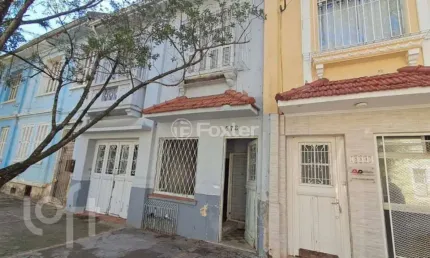 Casa com 3 quartos à venda na rua são carlos, 578, floresta, porto alegre, 216 m2 por r$ 780.000