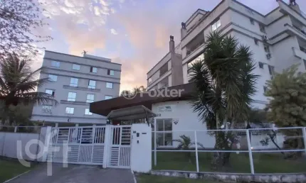 Apartamento com 2 quartos à venda na rua dos cravos, 220, pedra branca, palhoça, 66 m2 por r$ 480.000