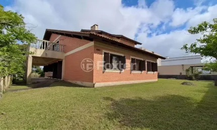 Casa com 6 quartos à venda na Avenida Tramandaí, 2412, Centro, Imbé, 320 m2 por R$ 1.490.000