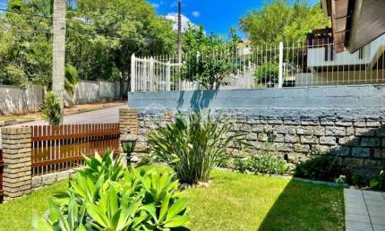 Casa com 3 quartos à venda na Rua Vergílio Ponciano, 102, João Paulo, Florianópolis, 260 m2 por R$ 2.500.000