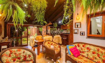 Casa em condomínio fechado com 3 quartos à venda na Avenida Cai, 735, Cristal, Porto Alegre, 385 m2 por R$ 2.100.000