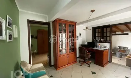 Casa com 3 quartos à venda na Rua Engenheiro José M. Vianna, 262, Centro, Gravataí, 215 m2 por R$ 850.000