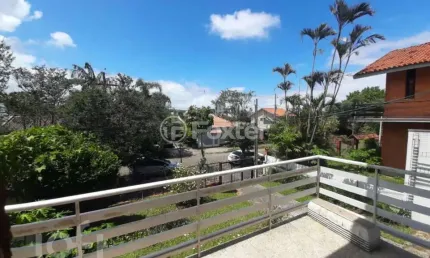 Casa com 3 quartos à venda na rua manauê, 76, vila assunção, porto alegre, 174 m2 por r$ 1.300.000