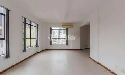 Sala comercial com 1 sala à venda na Rua Felicíssimo de Azevedo, 53, São João, Porto Alegre, 42 m2 por R$ 350.000