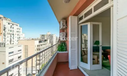 Apartamento com 3 quartos à venda na Avenida Independência, 720, Independência, Porto Alegre, 144 m2 por R$ 790.000