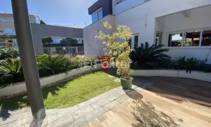 Casa com 4 quartos à venda na Rua Doutor Agripa de Castro Faria, 19, Coqueiros, Florianópolis, 900 m2 por R$ 6.000.000