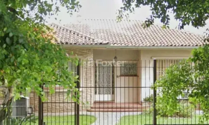 Casa com 4 quartos à venda na Rua Eça de Queiroz, 843, Petrópolis, Porto Alegre, 600 m2 por R$ 1.915.000