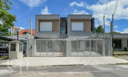 Casa com 3 quartos à venda na rua líbia, 205, vila ipiranga, porto alegre, 169 m2 por r$ 1.098.000