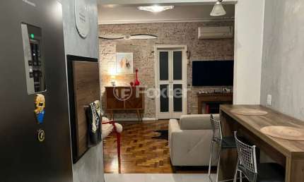 Apartamento com 3 quartos à venda na Rua Félix da Cunha, 853, Moinhos de Vento, Porto Alegre, 91 m2 por R$ 690.000