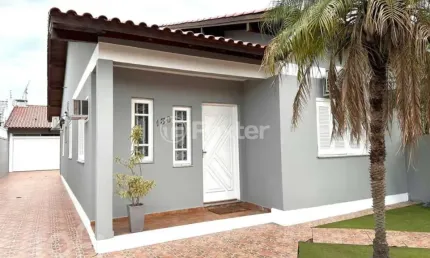 Casa com 4 quartos à venda na Rua Teófilo Otoni, 130, São Luis, Canoas, 170 m2 por R$ 689.000