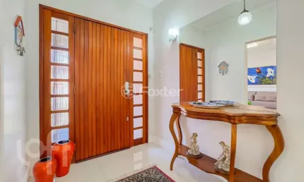 Casa com 6 quartos à venda na Rua de Souza Júnior, 103, Medianeira, Porto Alegre, 365 m2 por R$ 1.800.000