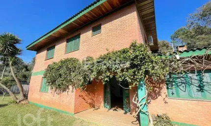 Casa com 3 quartos à venda na Rua Atílio Andreazza, 2011, Sagrada Família, Caxias do Sul, 272 m2 por R$ 2.300.000