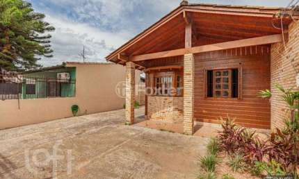 Casa com 2 quartos à venda na Rua Pistoia, 75, Rio Branco, Canoas, 70 m2 por R$ 350.000