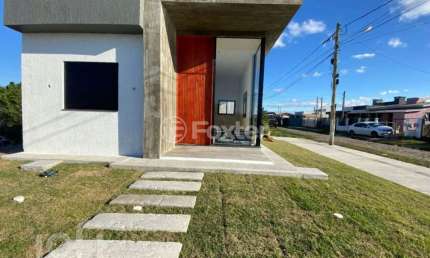 Casa com 2 quartos à venda na Rua Peixe Espada, 750, Zona Nova, Capão da Canoa, 66 m2 por R$ 380.000