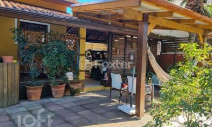 Casa com 4 quartos à venda na Servidão José Bernardino Chagas, 244, Rio Tavares, Florianópolis, 296 m2 por R$ 1.890.000