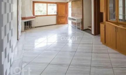 Casa com 3 quartos à venda na Rua Doutor Lauro Miguel Sturm, 217, Hípica, Porto Alegre, 118 m2 por R$ 490.000