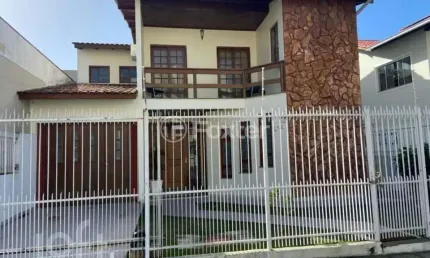 Casa com 5 quartos à venda na Rua José Abreu, 474, Canto, Florianópolis, 203 m2 por R$ 1.800.000