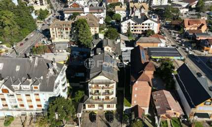 Apartamento com 2 quartos à venda na Rua Das Fontes, 45, Floresta, Gramado, 76 m2 por R$ 980.000