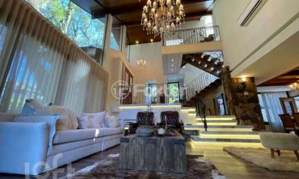Casa com 4 quartos à venda na Rua Laurindo Comiotto, 1450, Floresta, Gramado, 361 m2 por R$ 5.380.000