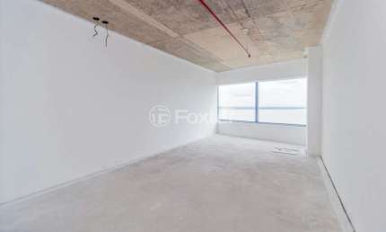 Sala comercial com 1 sala à venda na Avenida Padre Cacique, 2893, Cristal, Porto Alegre, 37 m2 por R$ 522.500