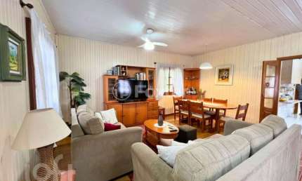 Casa com 3 quartos à venda na Rua Napoleão Laureano, 312, Centro, Canoas, 120 m2 por R$ 695.000