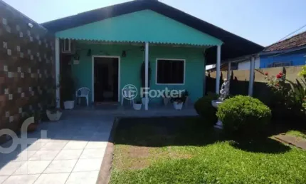 Casa com 3 quartos à venda na Rua Berlim, 654, Niterói, Canoas, 200 m2 por R$ 530.100