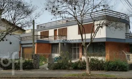 Casa com 5 quartos à venda na Rua General Couto de Magalhães, 1685, São João, Porto Alegre, 480 m2 por R$ 1.400.000