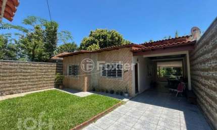 Casa com 2 quartos à venda na Rua Pero Vaz de Caminha, 459, Nossa Senhora das Graças, Canoas, 120 m2 por R$ 426.000