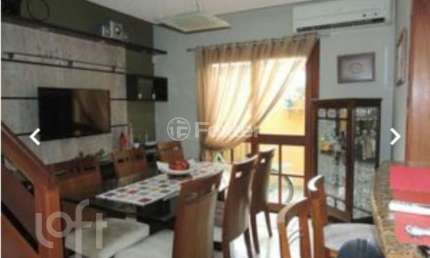 Casa com 3 quartos à venda na Travessa Nossa Senhora de Lourdes, 285, Tristeza, Porto Alegre, 170 m2 por R$ 851.000