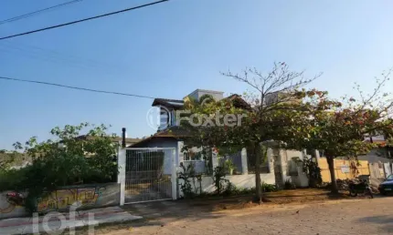 Casa com 3 quartos à venda na avenida tucumã, 295, campeche, florianópolis, 140 m2 por r$ 2.200.000
