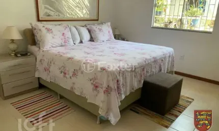 Casa com 5 quartos à venda na Rua Edison da Silva Jardim, 230, Coloninha, Florianópolis, 380 m2 por R$ 1.100.000