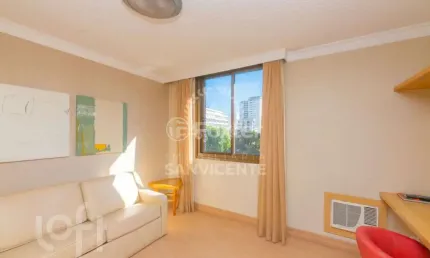 Kitnet / Stúdio à venda na Rua Miguel Tostes, 30, Rio Branco, Porto Alegre, 37 m2 por R$ 377.000