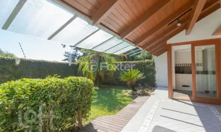 Casa em condomínio fechado com 4 quartos à venda na Avenida Luiz Manoel Gonzaga, 630, Três Figueiras, Porto Alegre, 480 m2 por R$ 3.200.000
